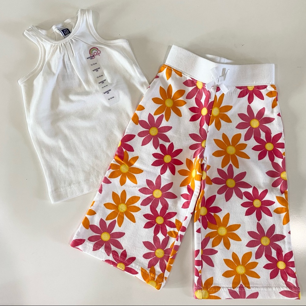 NWT Gap Girls Sz 12-18 mos Bundle Tank Top Logo Shirt Flowered Flare Pants New